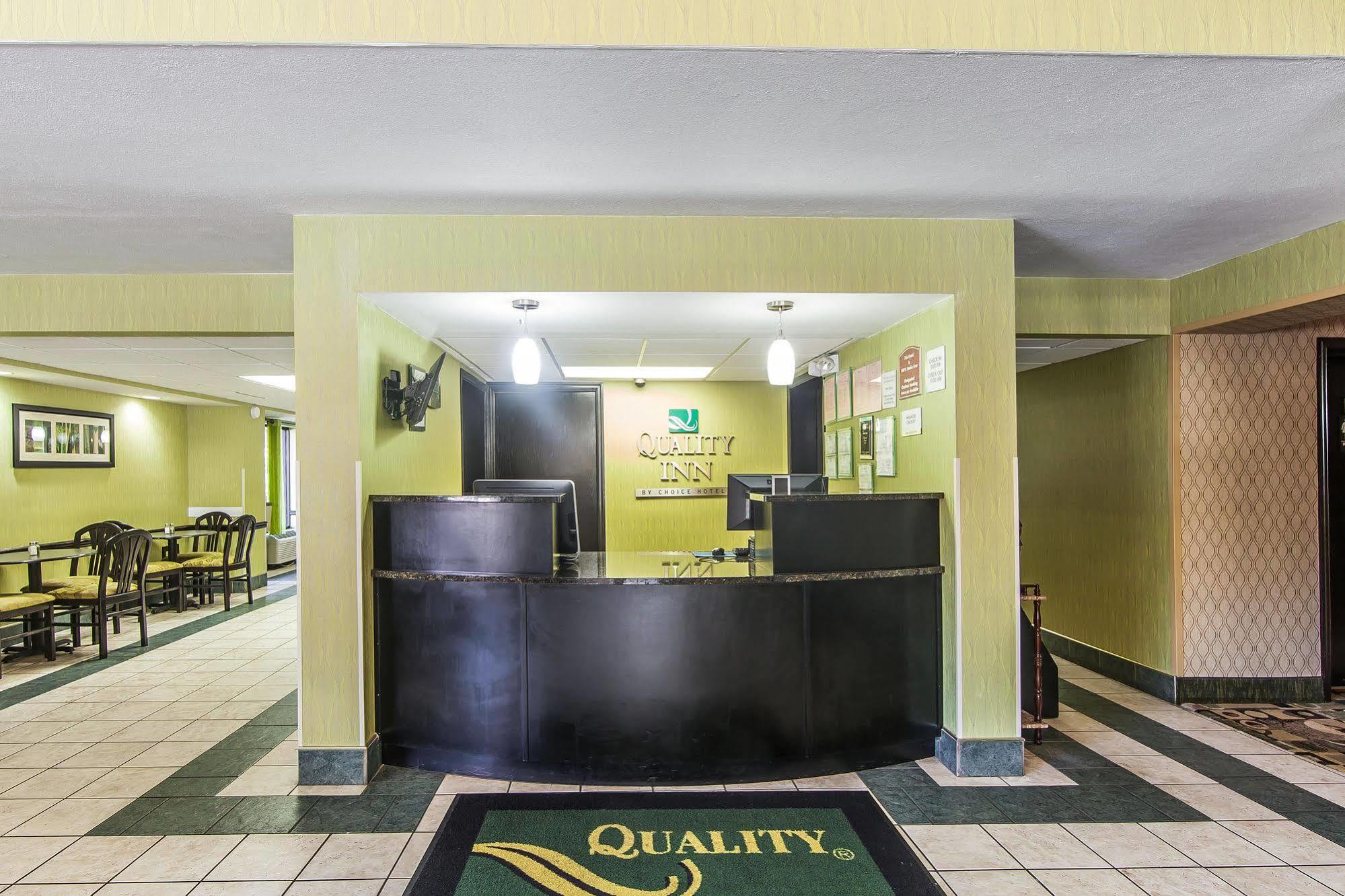 Quality Inn West I - 75 Sweetwater Exterior photo